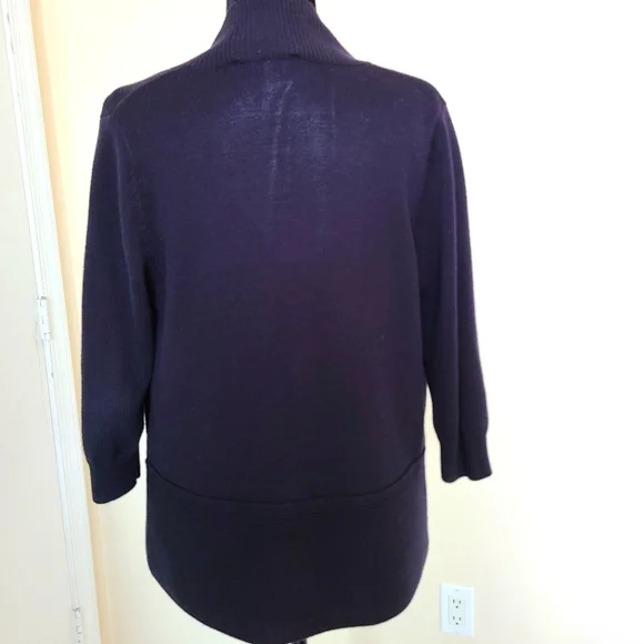 Jacket - Picture 1 of 2